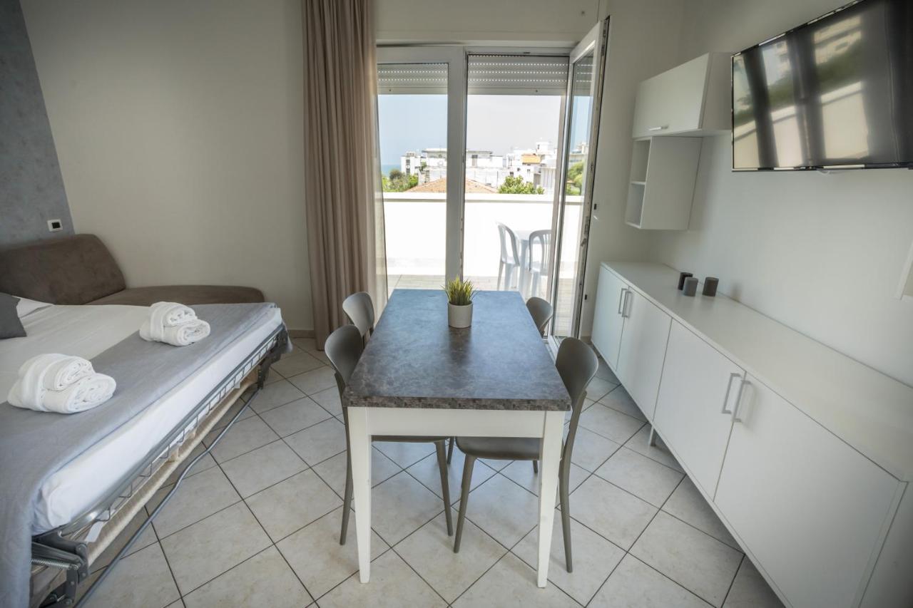Rimini Bay Suites&Residence エクステリア 写真